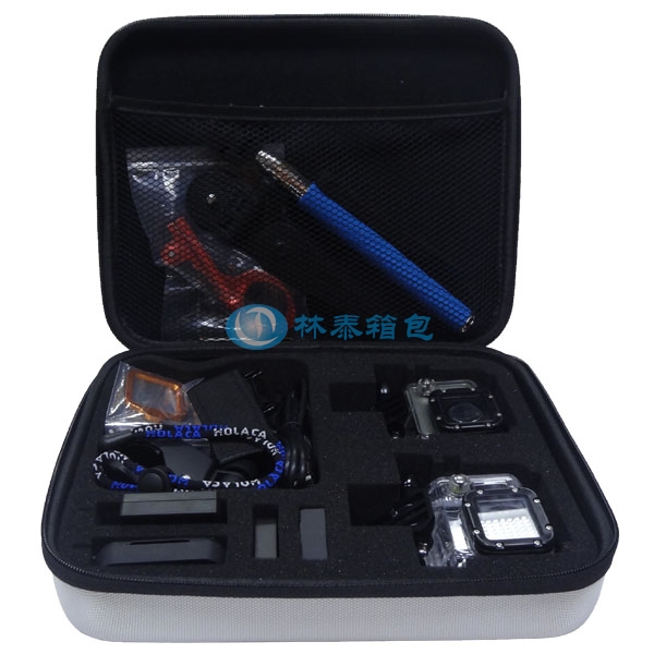 （非標準大號）銀色 EVA相機包使用效果